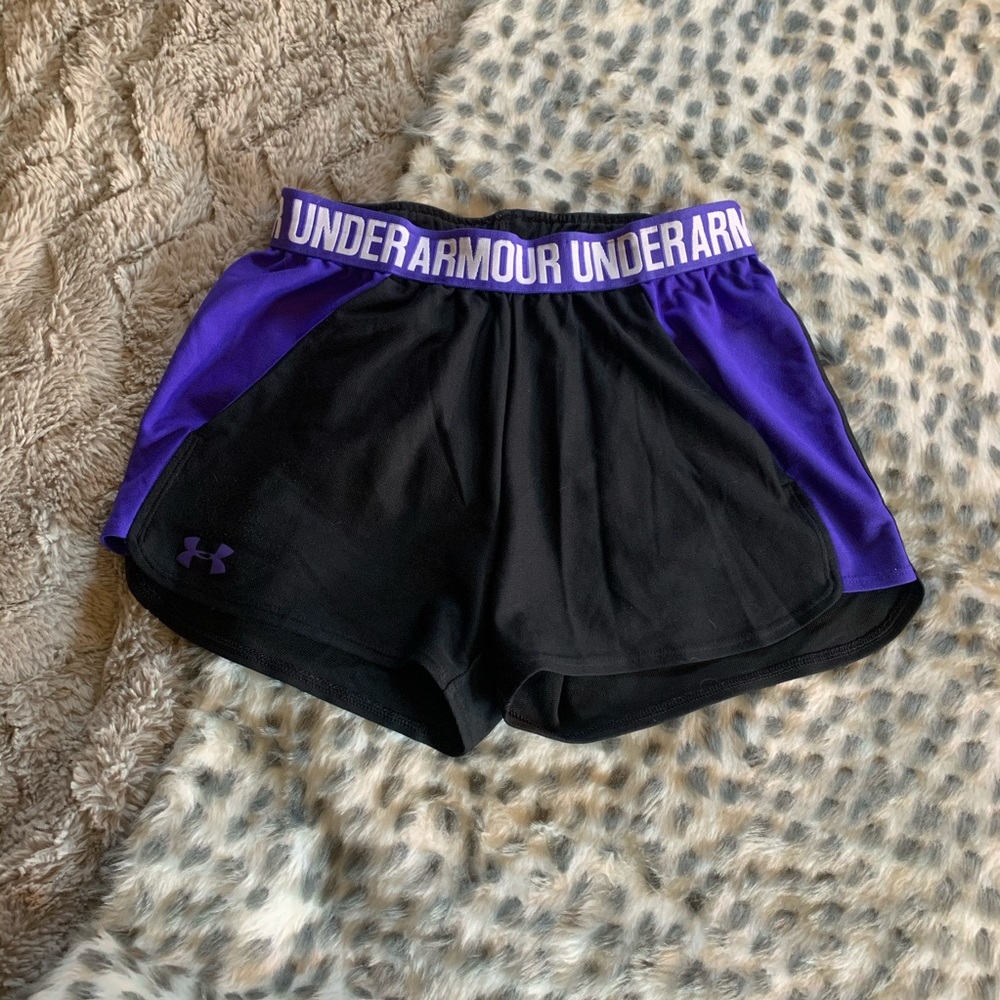 underarmour shorts 🤍 nwot